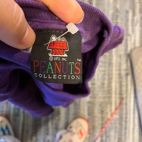 NWOT Small Purple Embroidered Minnesota Purple Pride Peanuts Tee - Picture 6 of 6
